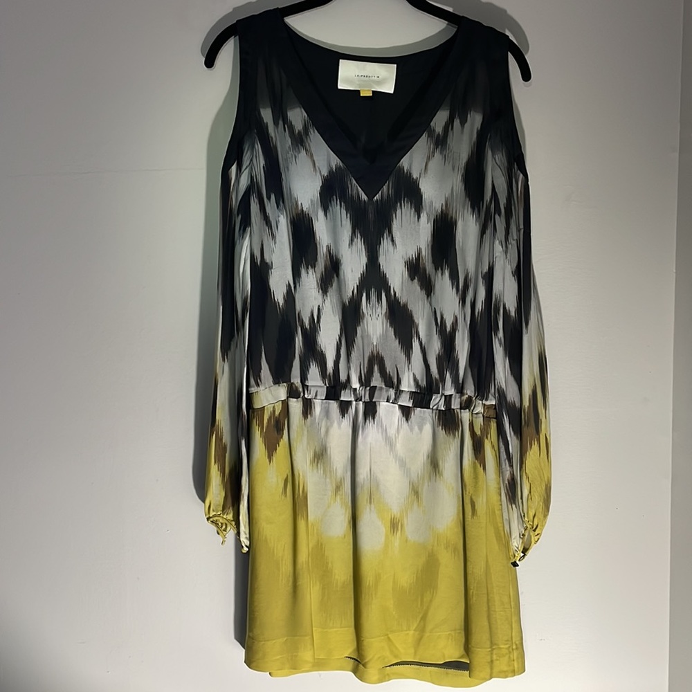 LEIFSDOTTIR 100% SILK V-NECK COLD SHOULDER LONG SLEEVE DRESS - Picture 2 of 7
